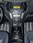 هيونداي سانتا في EXCELLENT DEAL for our Hyundai SantaFe 4WD 3.3L ( 2014 Model ) in Black Color GCC Specs