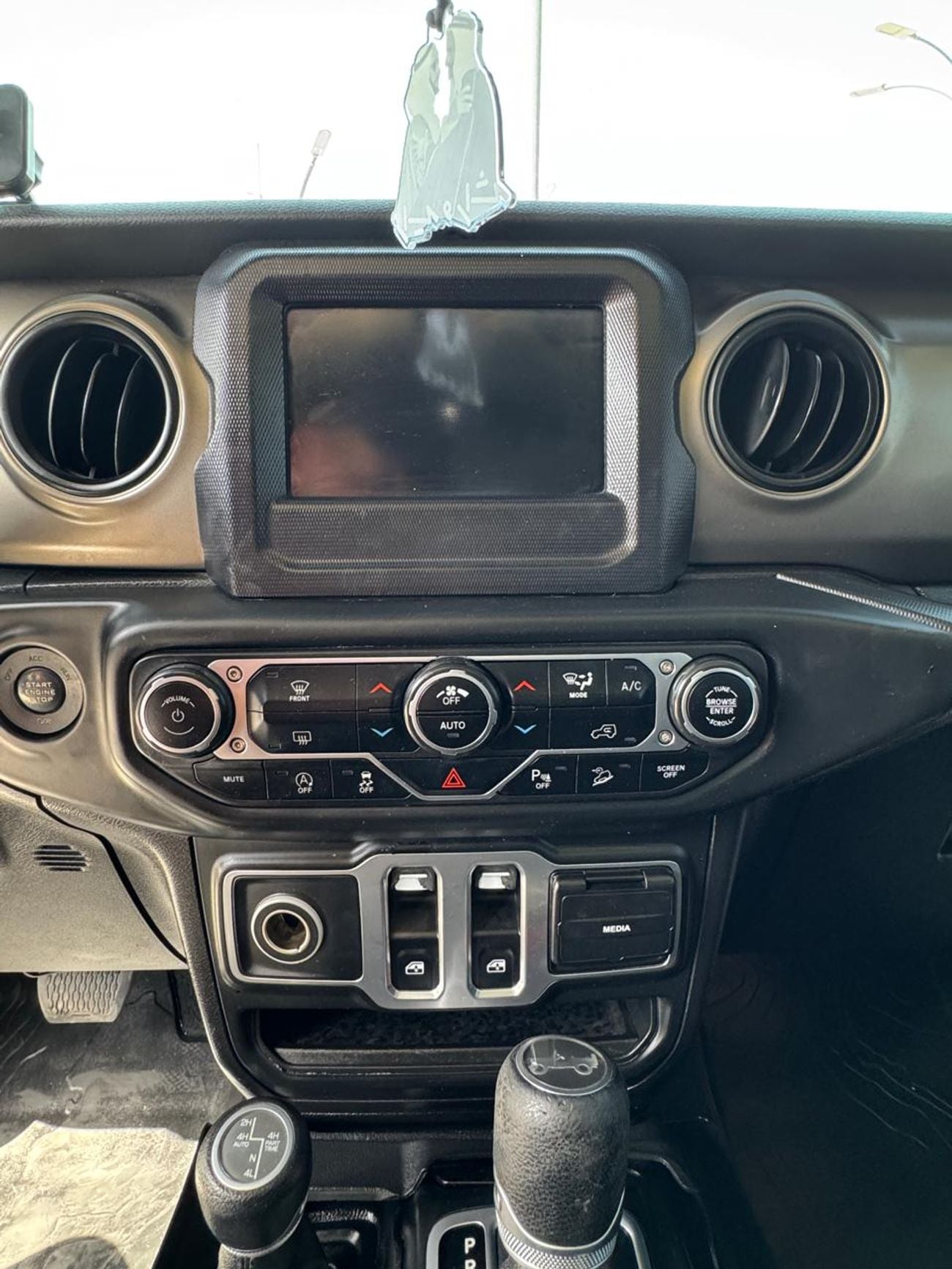 جيب رانجلر Sport S 3.6L M/T