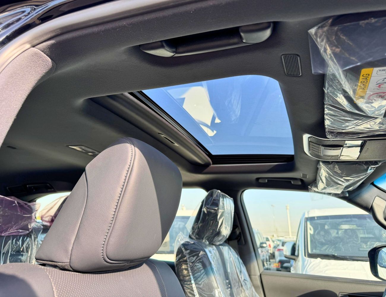 تويوتا لاند كروزر GXR / 4.0L PETROL / PWR SEATS & VENTILATION / SPEEDOMETR / SUNROOF / HIGH OPTION / CODE# GXR42H