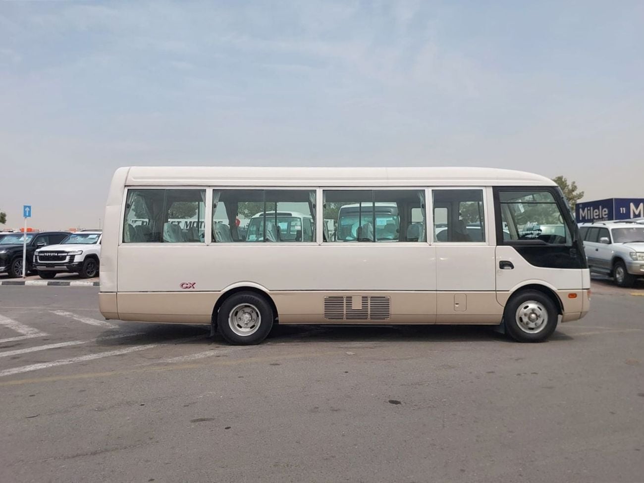 ميتسوبيشي روزا (RAMADAN OFFER) MITSUBISHI ROSA BUS RHD 1998 MODEL 5.2 L DIESEL MANUAL(PM00446)