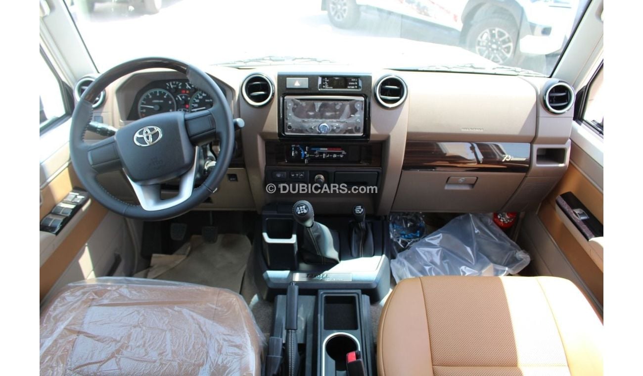 Toyota Land Cruiser 70 LHD - TOYOTA LAND CRUISER  76 4.5L V8 DIESEL 4WD LX MT - FO - W/ WINCH DIFF
