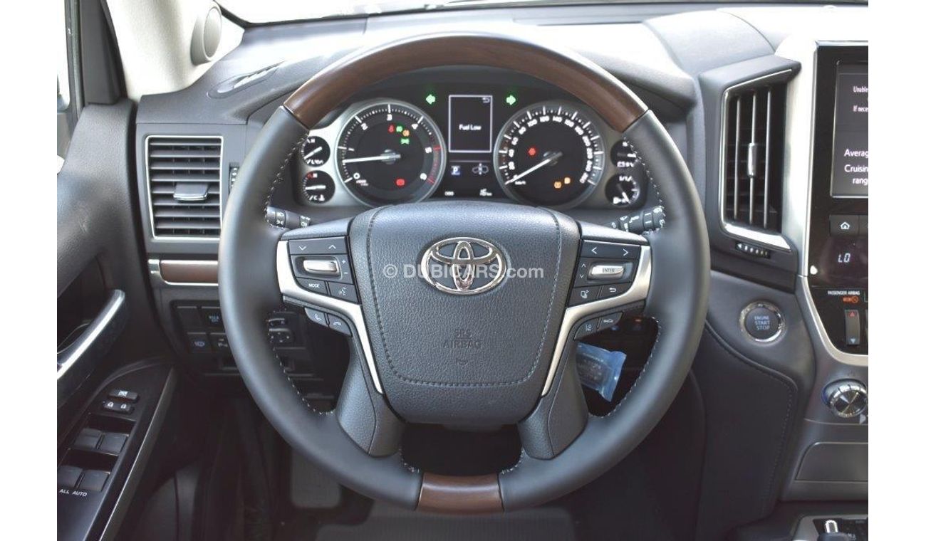 تويوتا لاند كروزر 200 VX V8 4.5L DIESEL AUTOMATIC TRANSMISSION EXECUTIVE LOUNGE