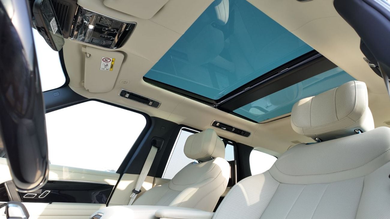 لاند روفر رينج روفر AUTOBIOGRAPHY P530 | Belgravia Green | Black Roof | White Interior | Shadow Exterior Package | GCC Specs