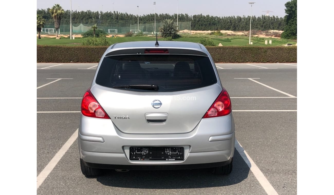نيسان تيدا موديل 2012 خليجي فل مواصفات فتحه سقف مالك واحد من الوكاله مفتاحين فل مواصفات فتحه سقف