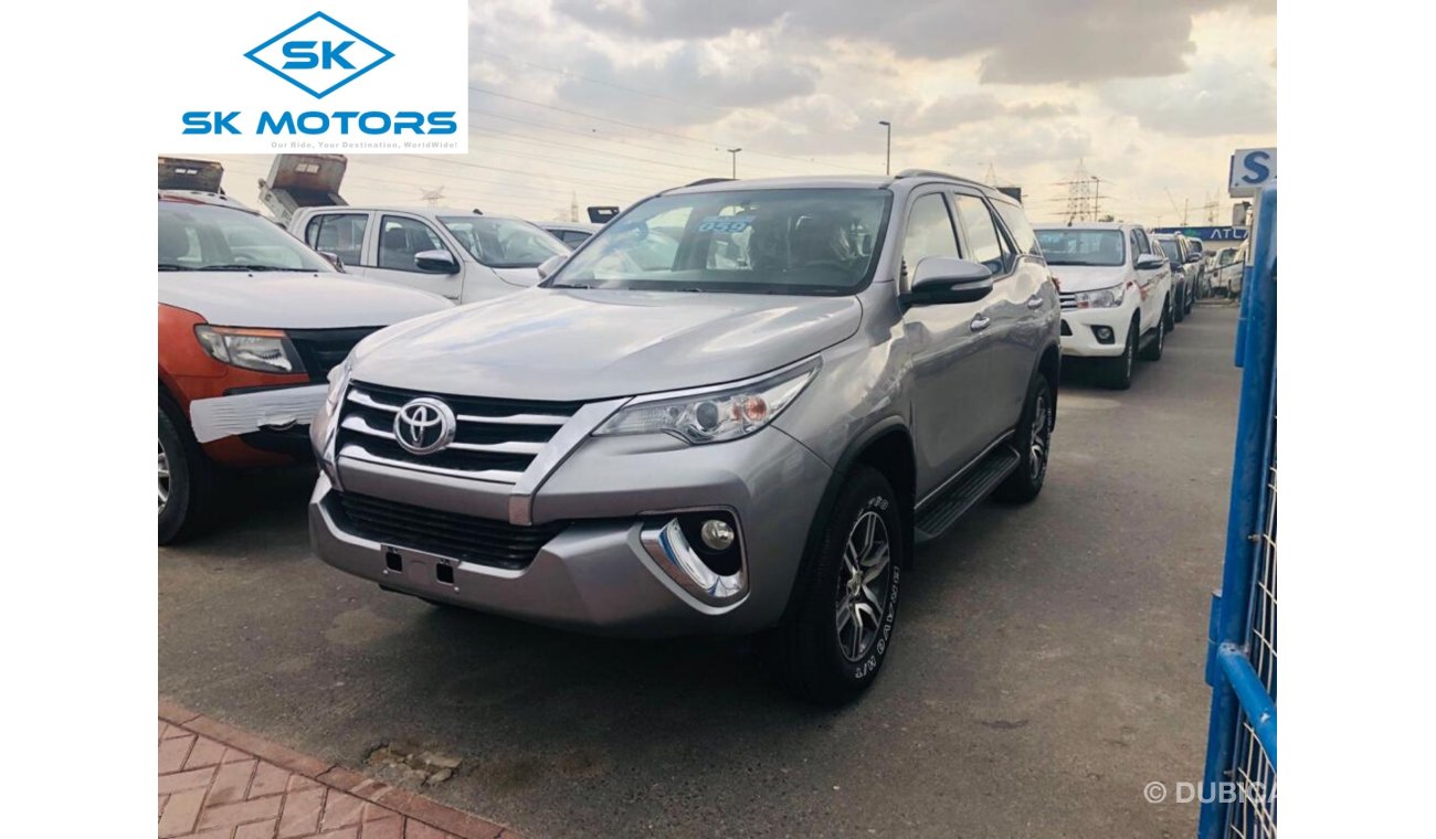 Toyota Fortuner E.XR-LEATHER SEATS-DVD-REAR CAMERA-FOGLIGHTS-ALLOY RIMS