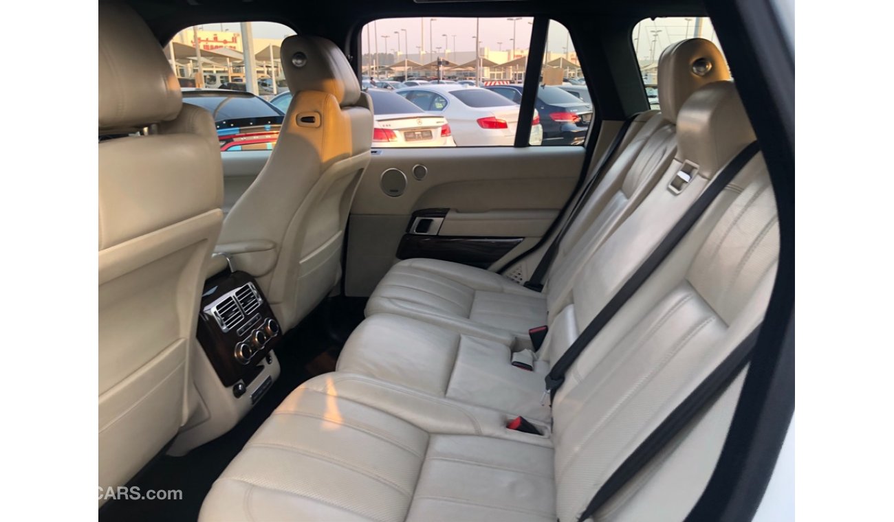 Land Rover Range Rover Rang ROVER VOUGE SUPER CHARGE MODEL 2013 GCC car prefect condition full option
