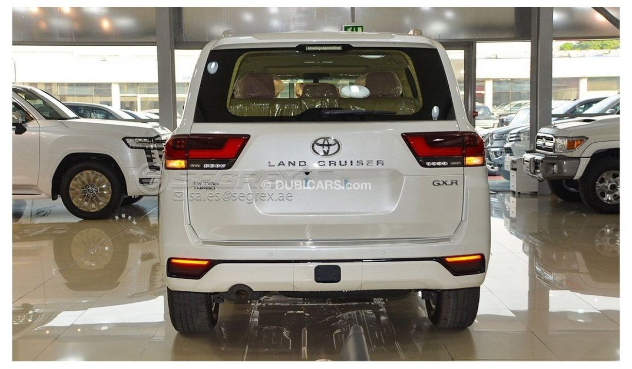 Toyota Land Cruiser LC300 3.3L DSL 4WD AT with rear differential lock, sunroof, 20R Alloy wheel, 360 (Export only)