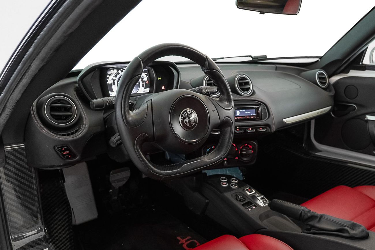 ألفا روميو 4C Coupe