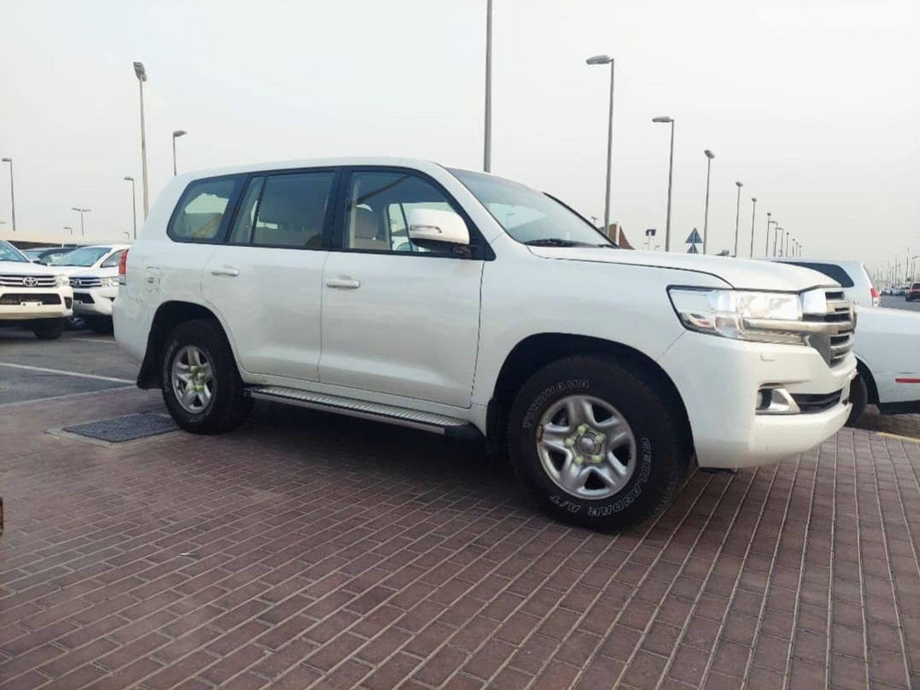 Toyota Land Cruiser 200 4.5L GXR V8 TWIN TURBO DIESEL AUTOMATIC TRANSMISSION