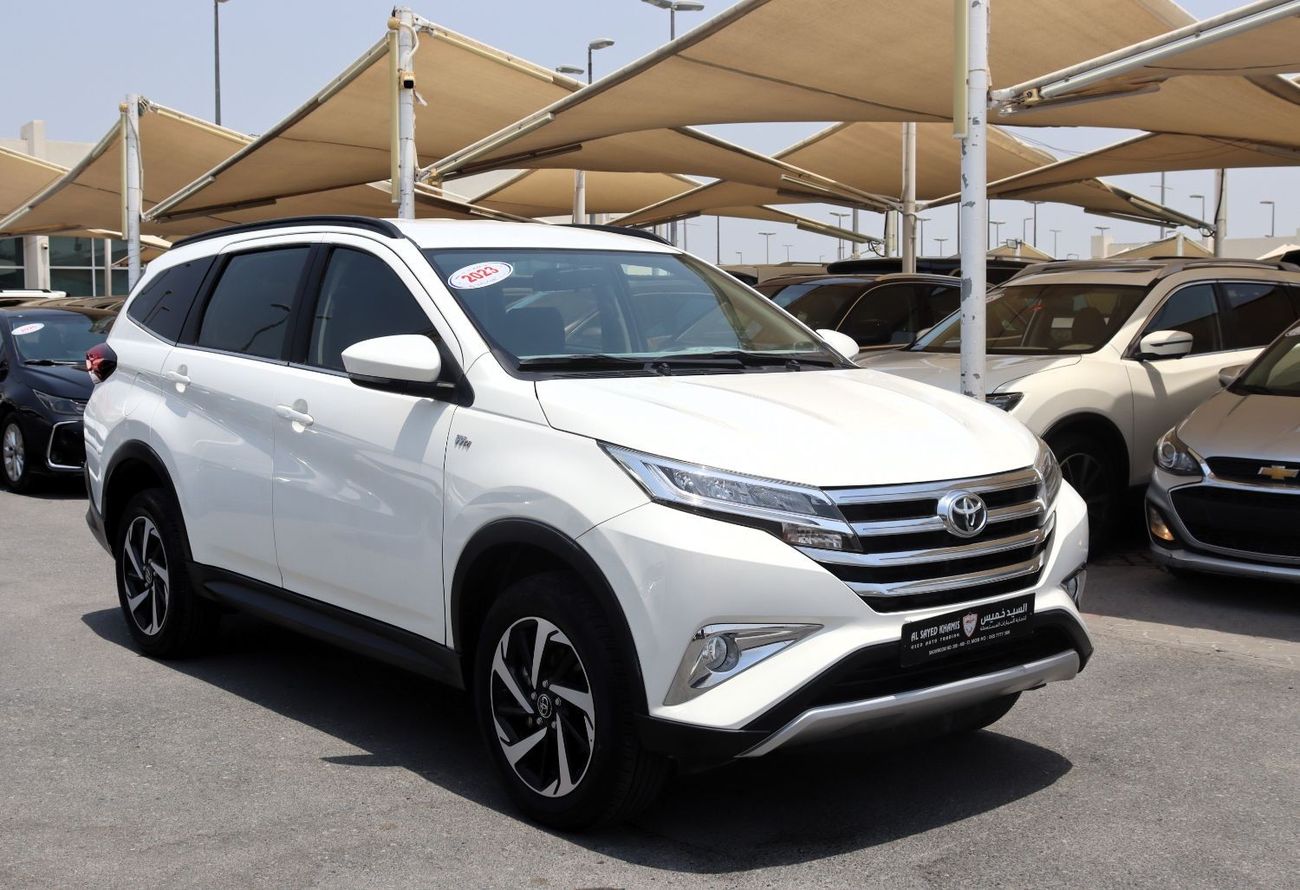 Toyota Rush ACCIDENTS FREE - GCC PERFECT CONDITION INSIDE OUT - ORIGINAL PAINT