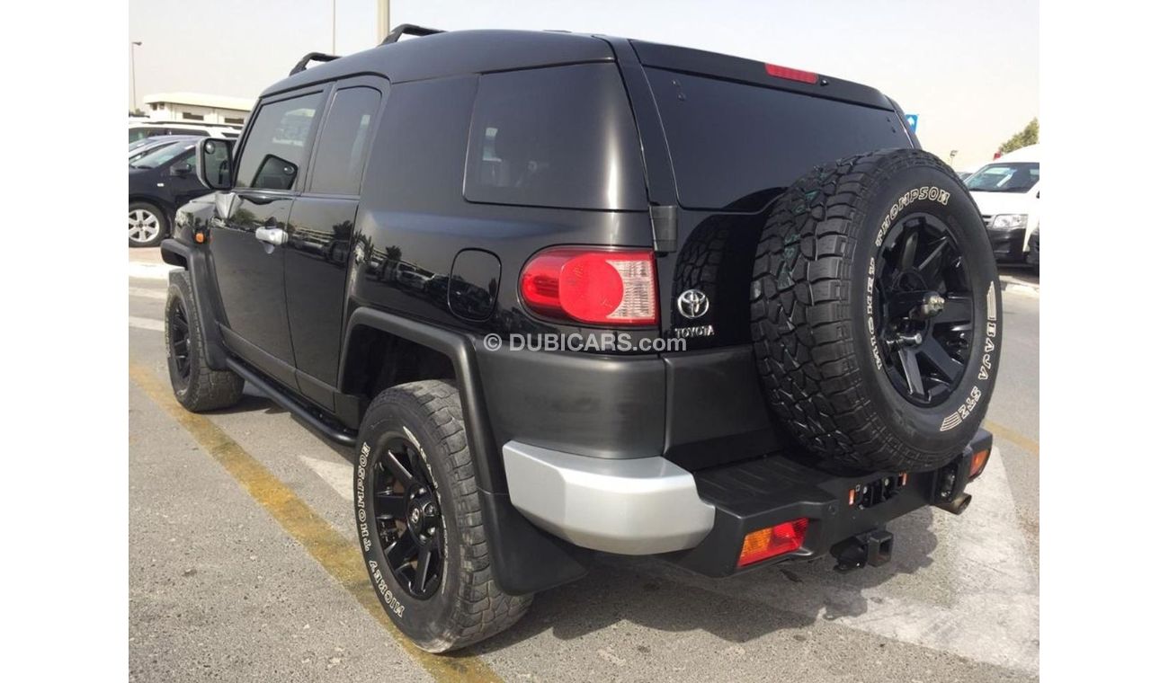 تويوتا إف جي كروزر Toyota FJ Cruiser (Stock no PM 294 )