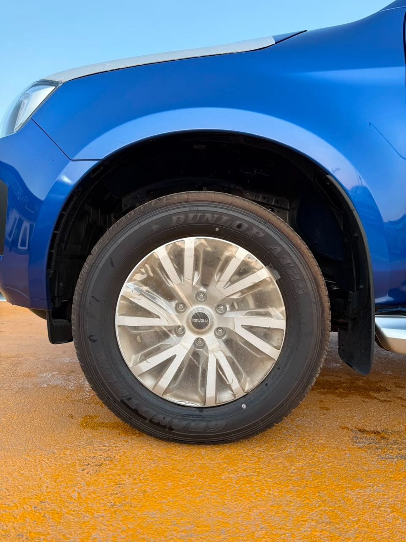 إيسوزو D ماكس ISUZU DMaX - 3.0L - CREW CaB - 4WD - LS - 2027 - BLUE