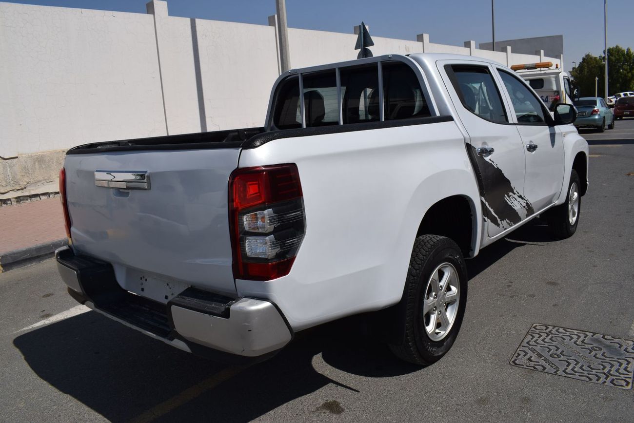 Mitsubishi L200 GLS 2.4L