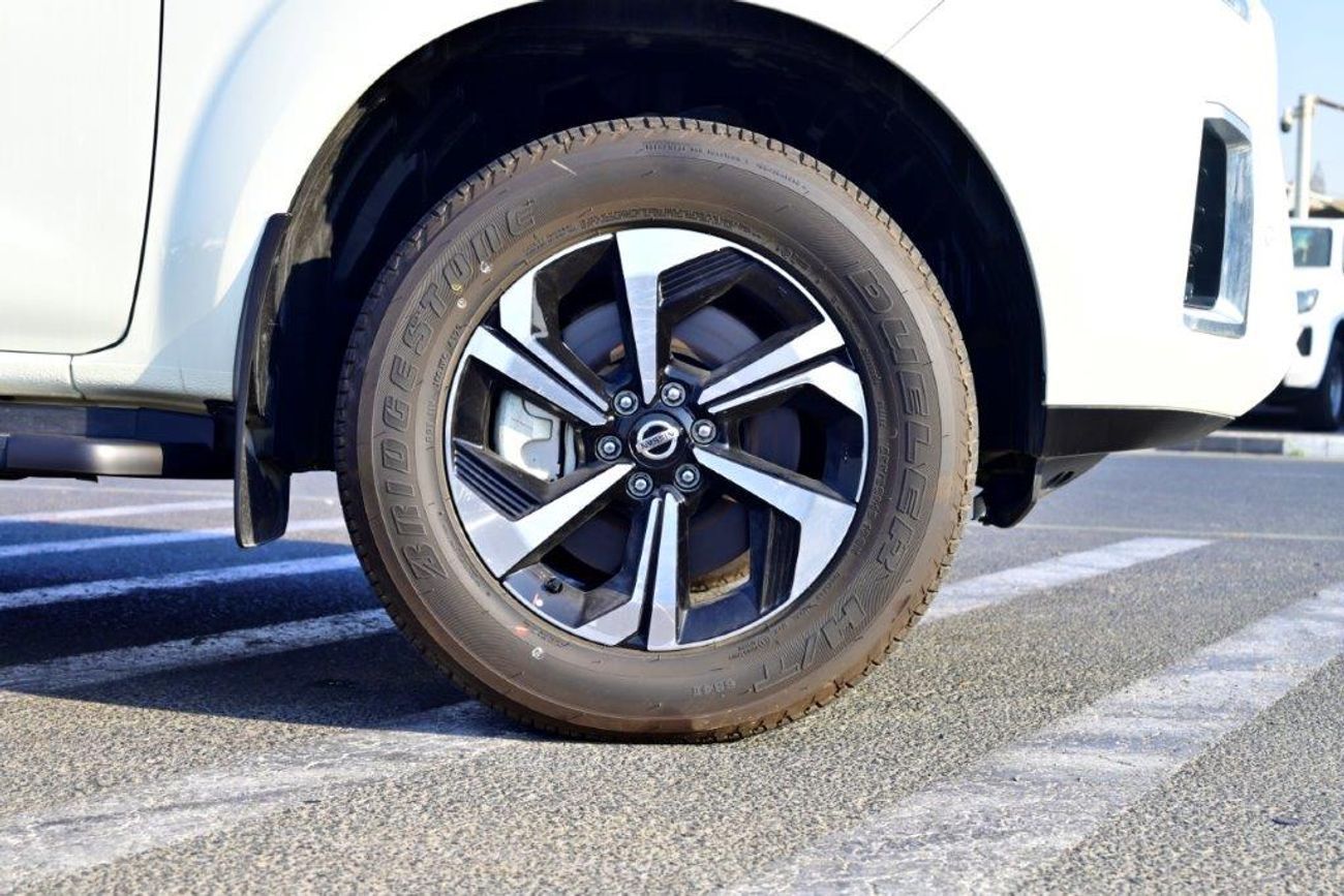 نيسان إكستيرا Platinum 2.5L 4WD