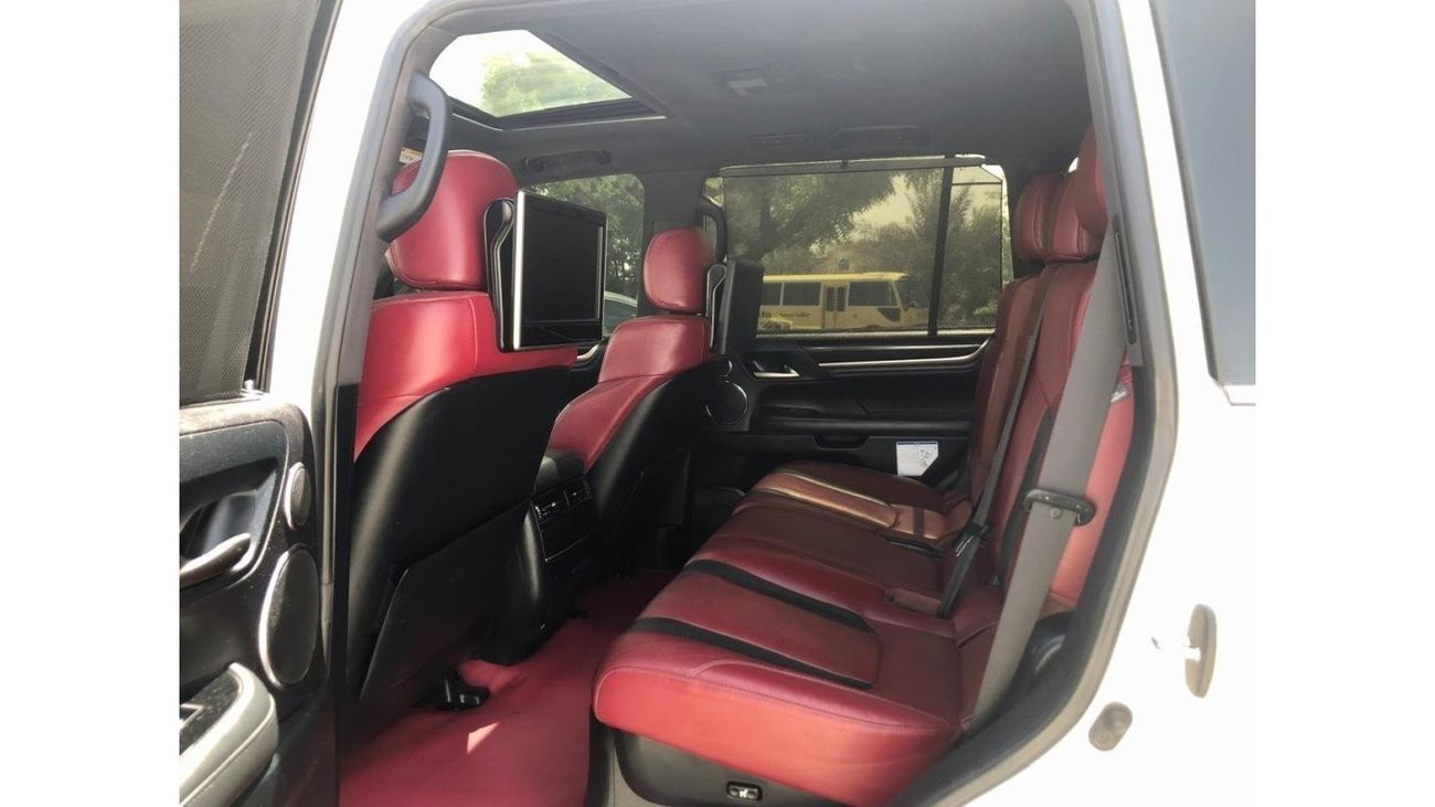 Lexus LX 570 Signature Black Edition LX570 SIGNAITUR 2018 (صبغ وكاله بدون حوادث) ,Free accident ،٪؜ Original pain