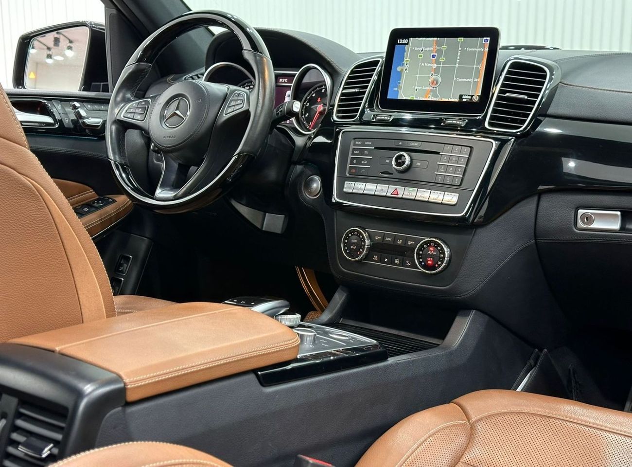 Mercedes-Benz GLS 500 Std 2019 Mercedes Benz GLS500 4MATIC, Warranty, Full Mercedes Service History, Full Options, GCC