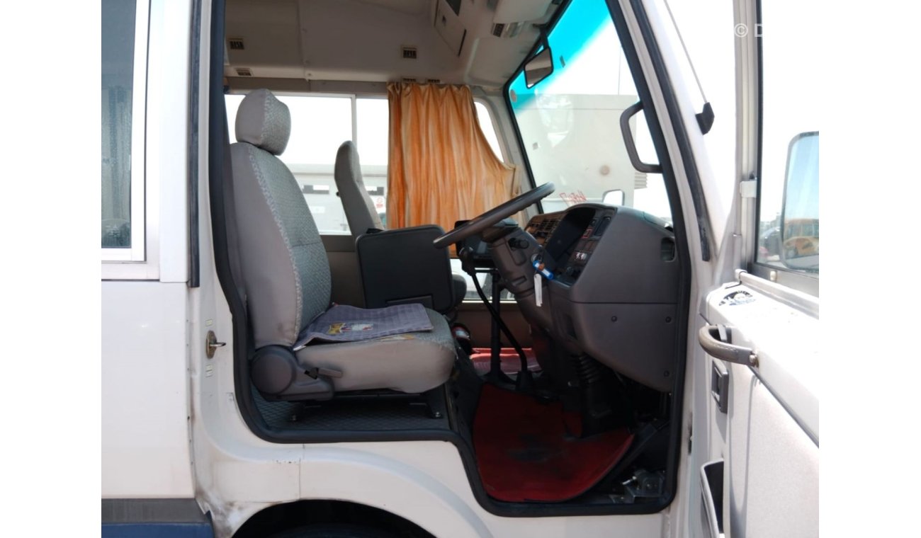 ميتسوبيشي روزا MITSUBISHI ROSA BUS RIGHT HAND DRIVE (PM1412)