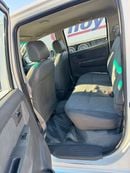 Toyota Hilux GLX Toyota Hilux 2015Model 2.7L petrol Engine v4 4x4 colour white Transmission Automatic Interior.gr