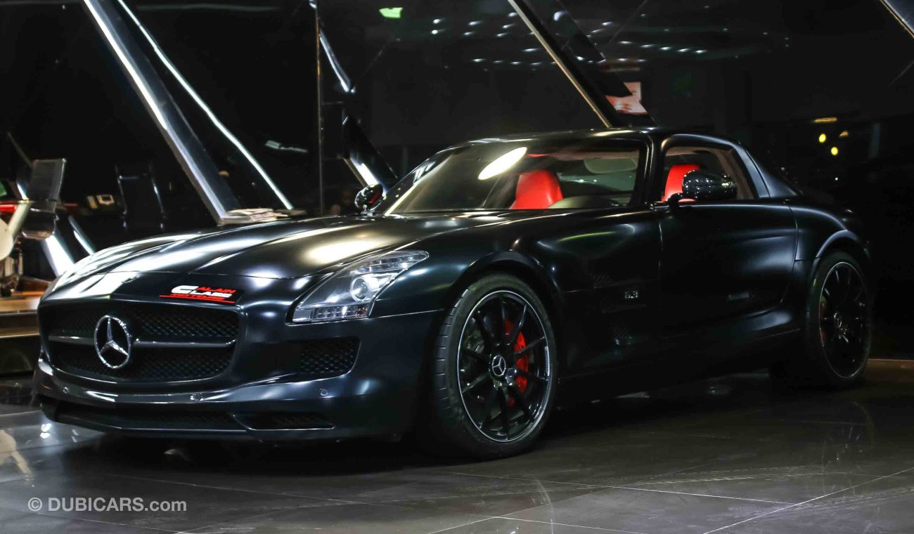 Mercedes-Benz SLS AMG