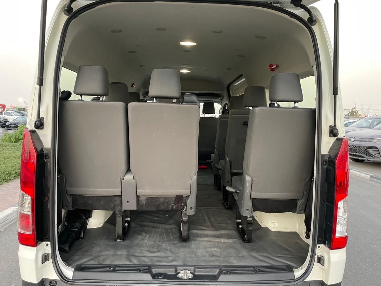 تويوتا هاياس Commuter GL High Roof 3.5L