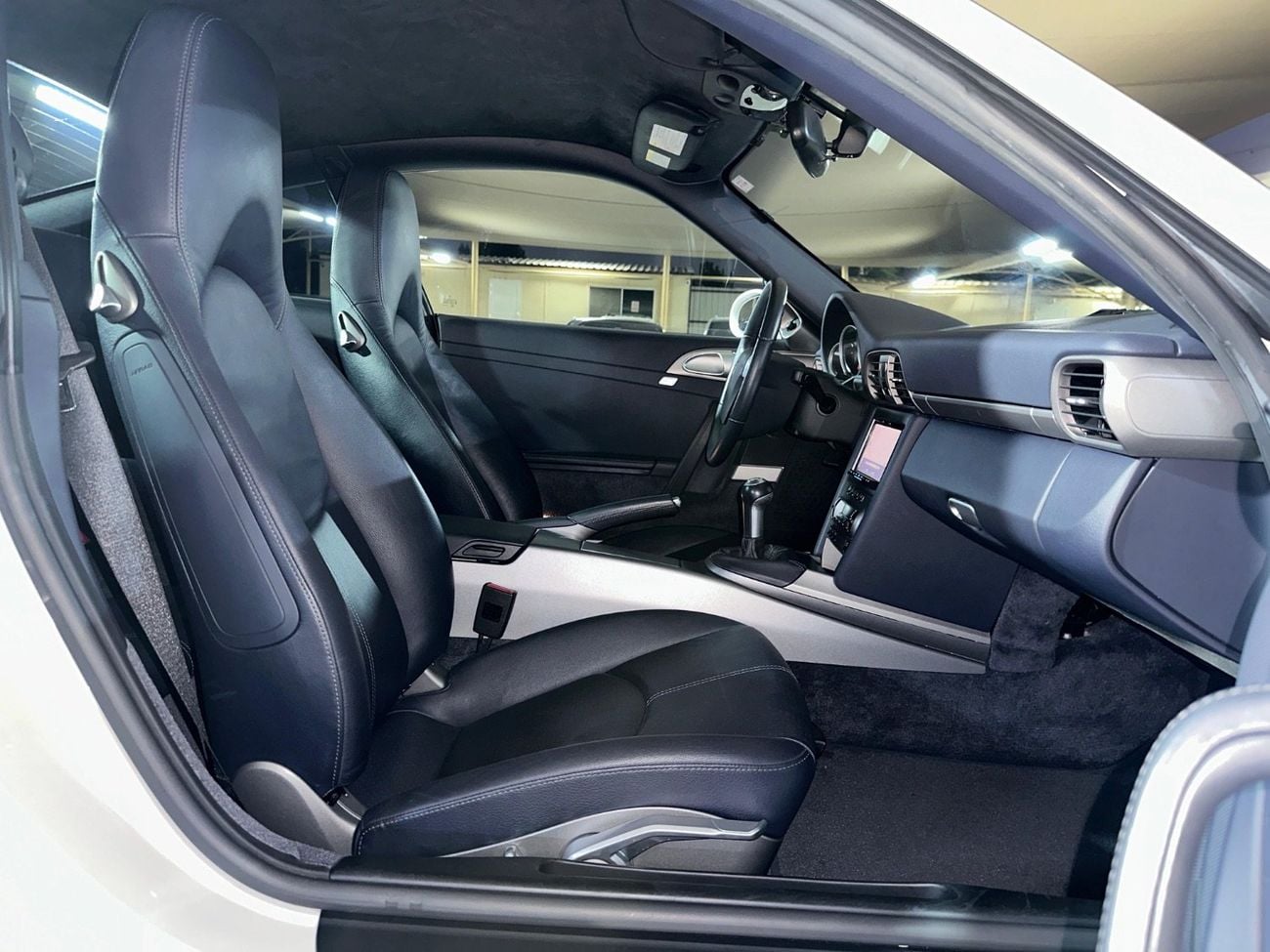 Porsche 911 CARRERA MANUAL TRANSMISSION (F6) 2008 | FULL SERVICE HISTORY | TWO KEYS | IMMACULATE CONDITION!