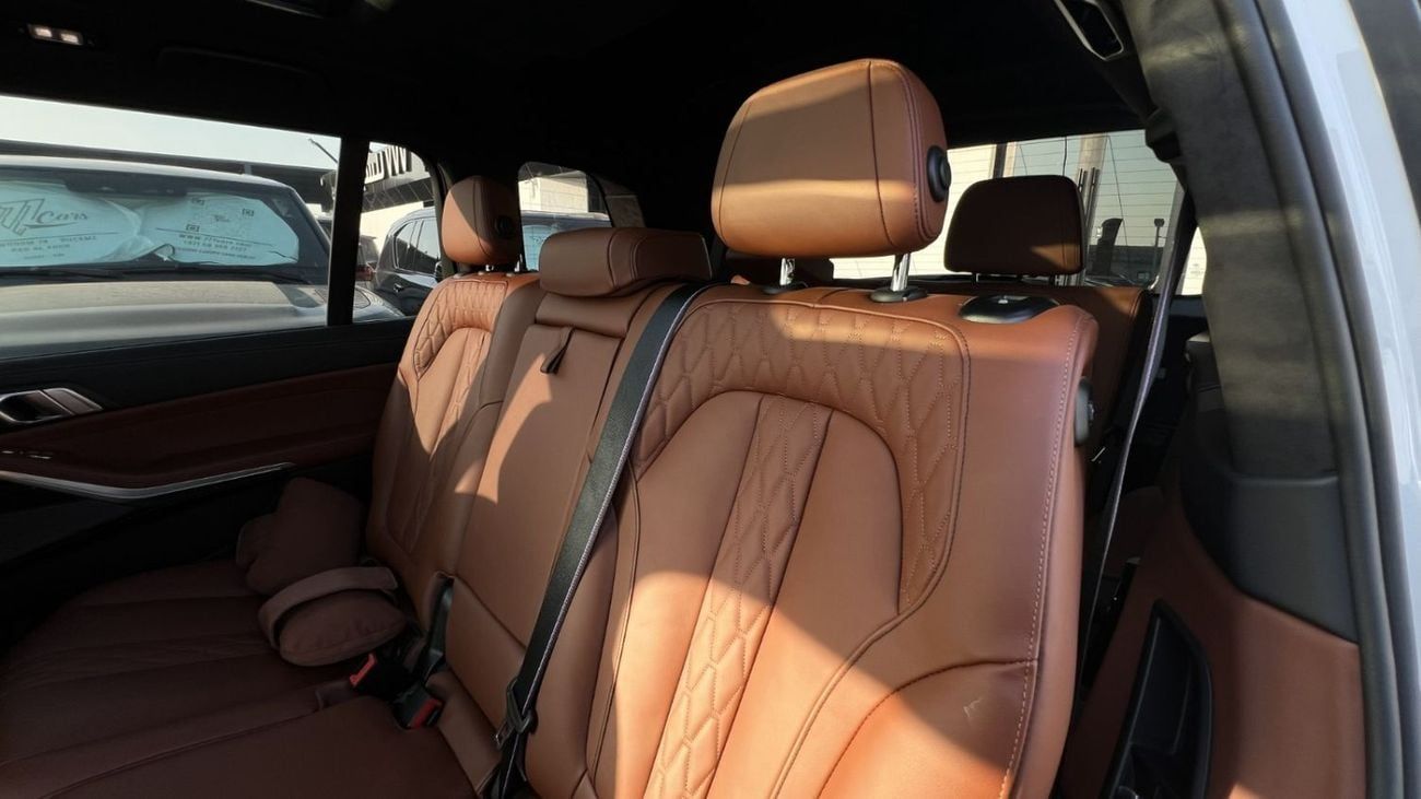 بي أم دبليو X7 xDrive40i Luxury M Sport Package 3.0L
