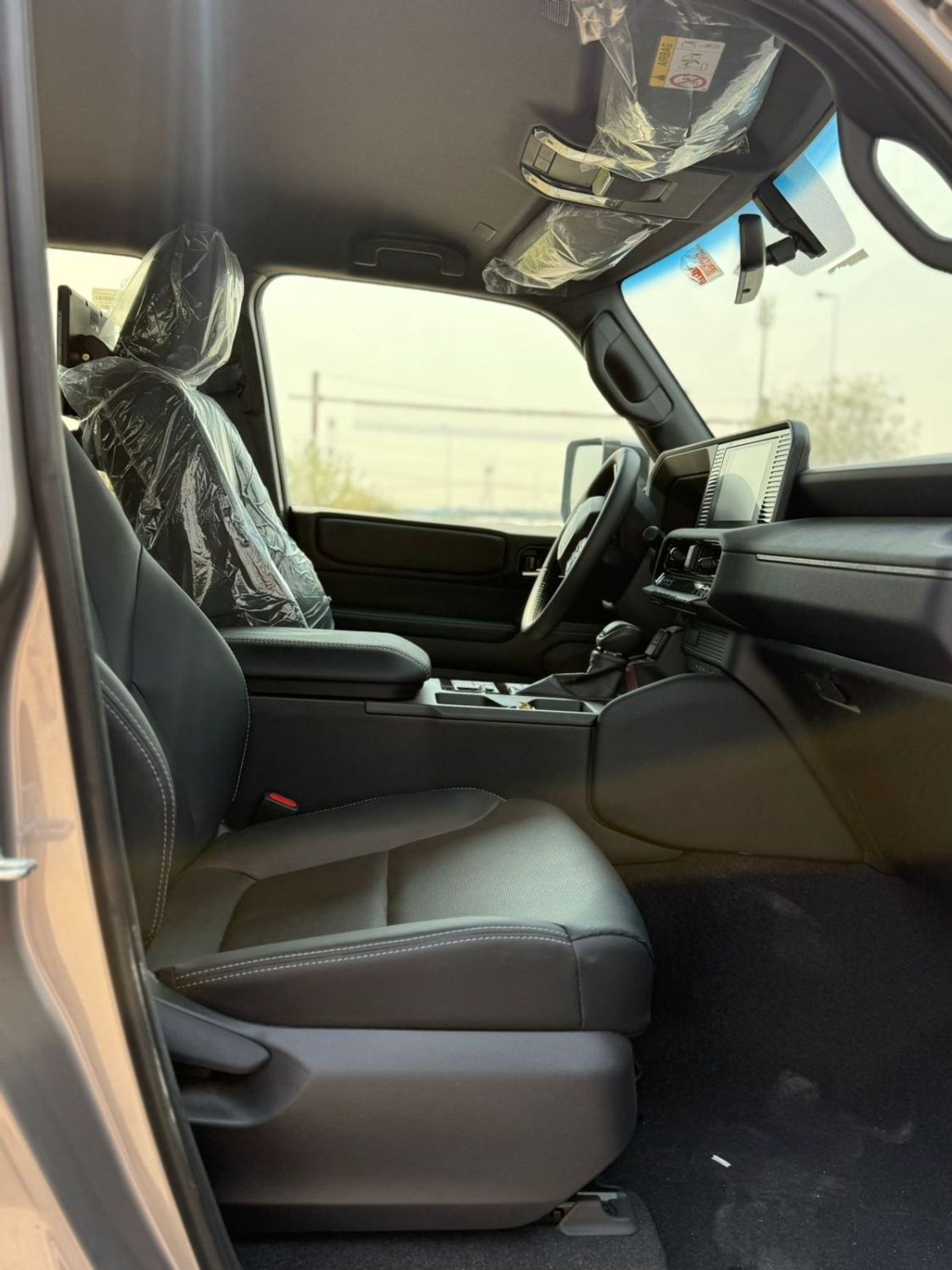 تويوتا برادو Toyota Prado 2.7L Petro engine LHD 8 seaters ,European specs export to Nigeria