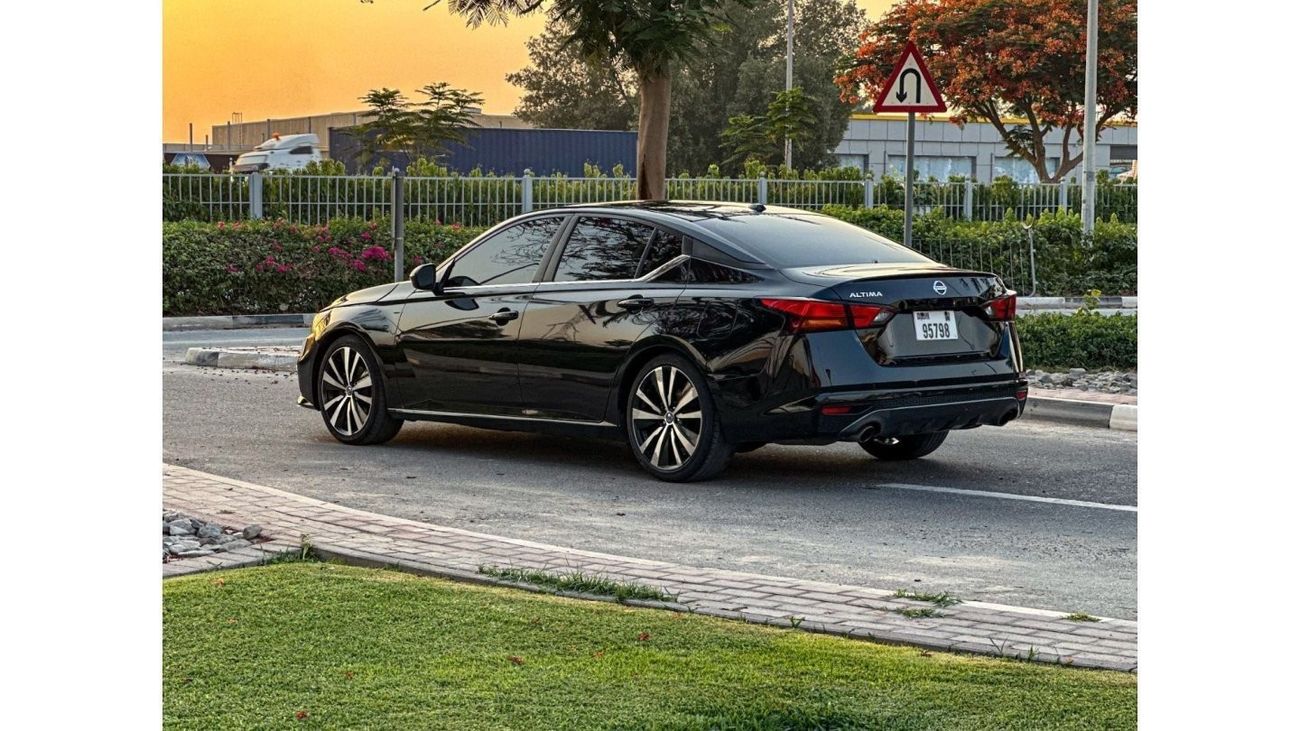 Nissan Altima NISSAN ALTIMA SR , 137,000 KM