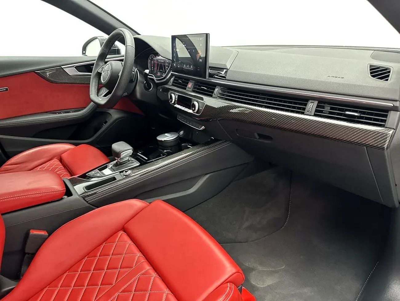 أودي A5 Sportback S line 40 TFSI 190hp Run Out Edition (Ref# 27784)