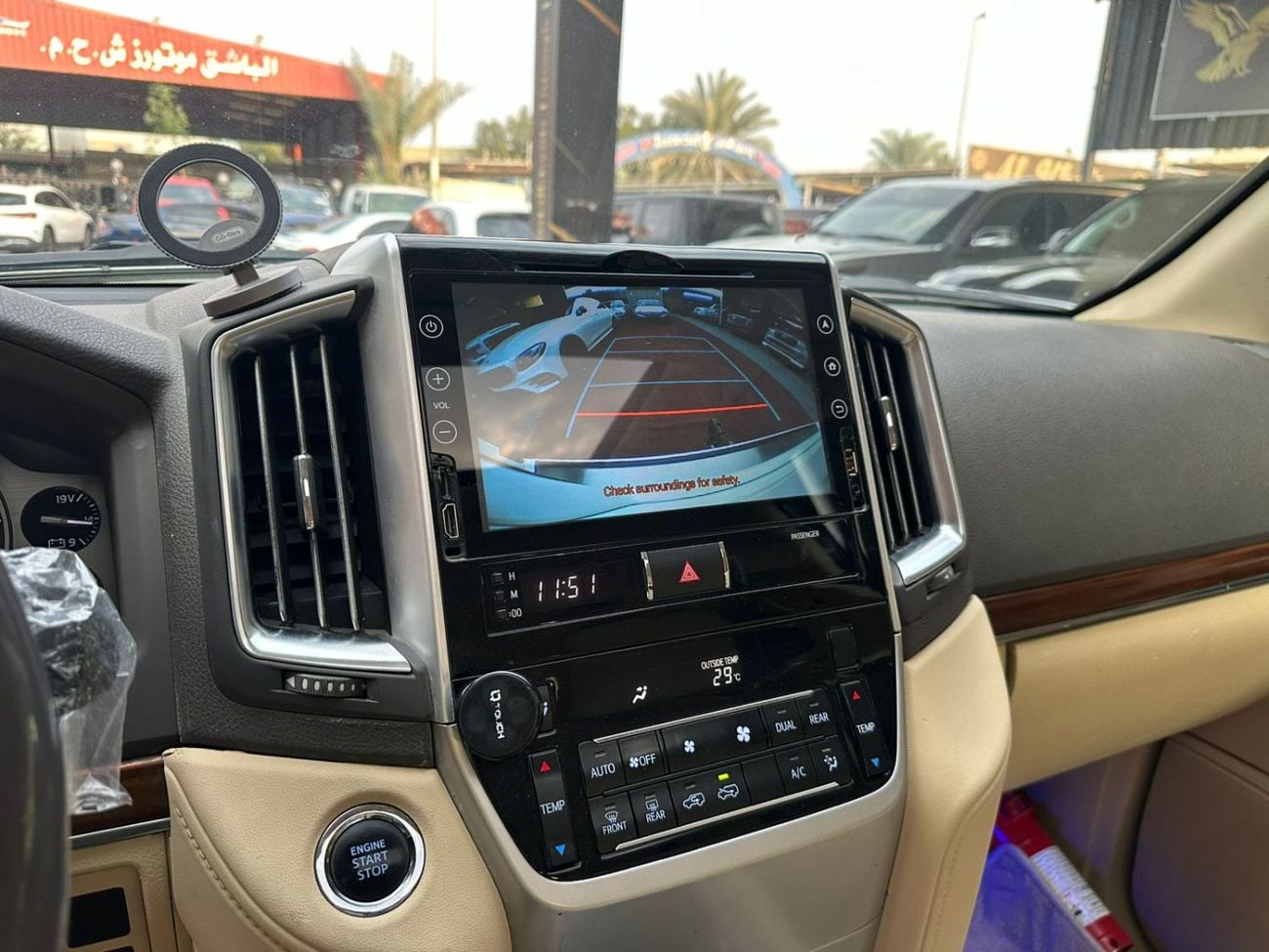 Toyota Land Cruiser VXR 4.6L 4WD