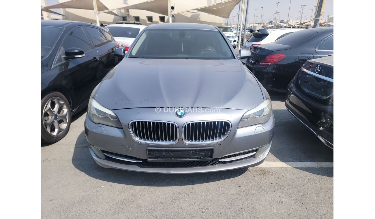 بي أم دبليو 528i اكزكيتيف