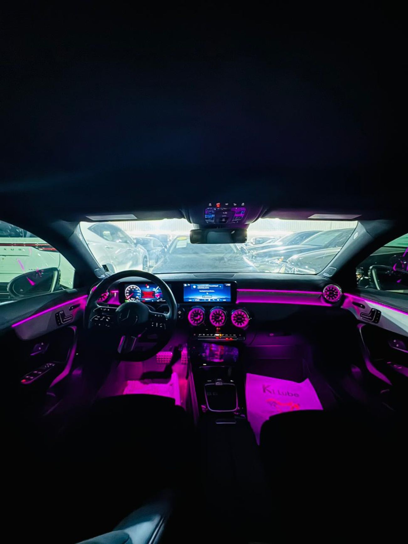 Mercedes-Benz CLA 250 Std 2.0L (221 HP)