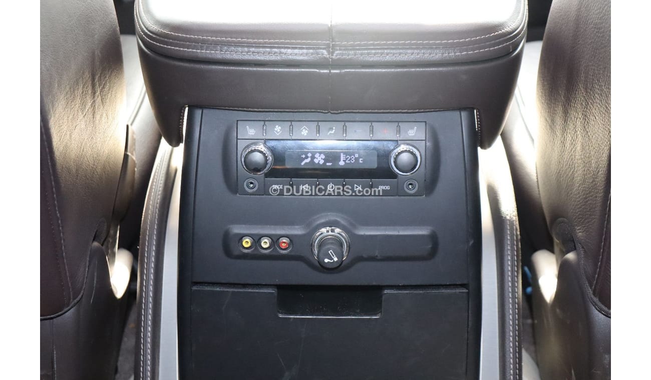 كاديلاك إسكالاد بلاتينوم | Cadillac Escalade Platinum | 2014 | GCC |