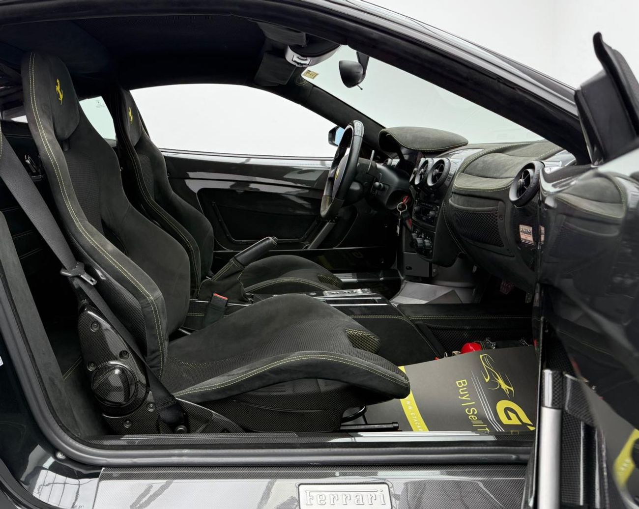 فيراري F430 2009 Ferrari F430 Scuderia, Full Service History, Very Low Km, Excellent Condition, GCC