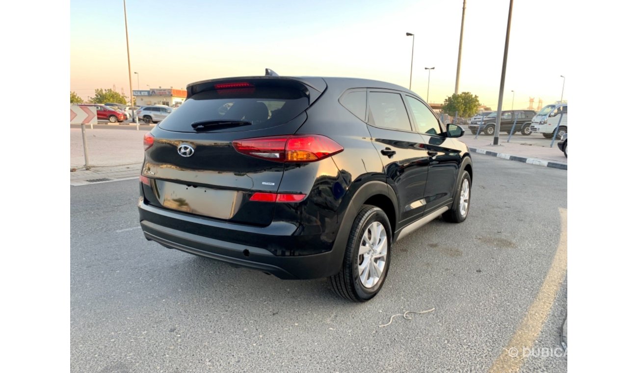 Hyundai Tucson 4 WHEEL DRIVE AND ECO 2.0L V4 2019 US SPECIFICATION