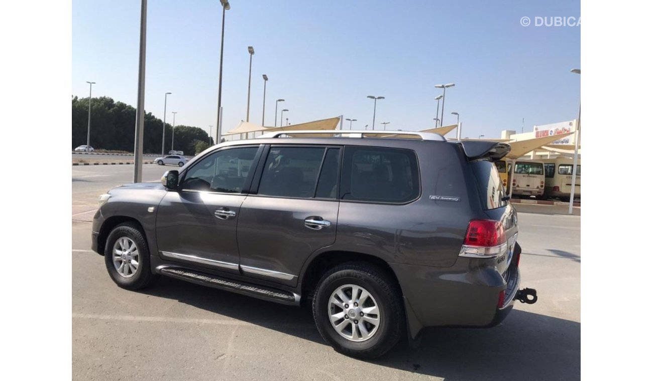 Toyota Land Cruiser GXR 2011 full options