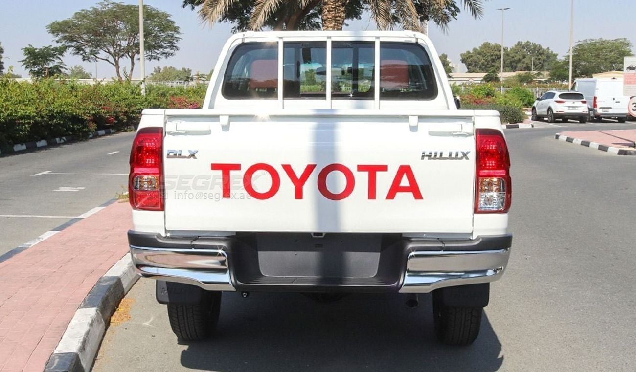تويوتا هيلوكس DC | 2.4L Diesel 4WD 6-Speed Automatic | Brand New | 2026 Model | Ready for Export