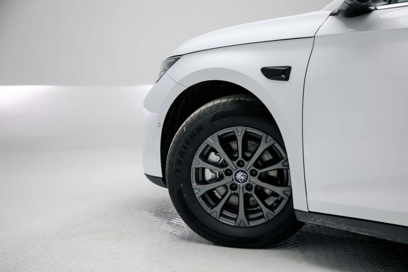 بي واي دي كين ال دي ام-اي Leading Version 1.5L - White Inside Grey | Export Only