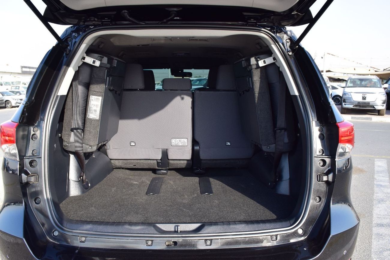 تويوتا فورتونر VX2 plus 4X4 Diesel 2.8L