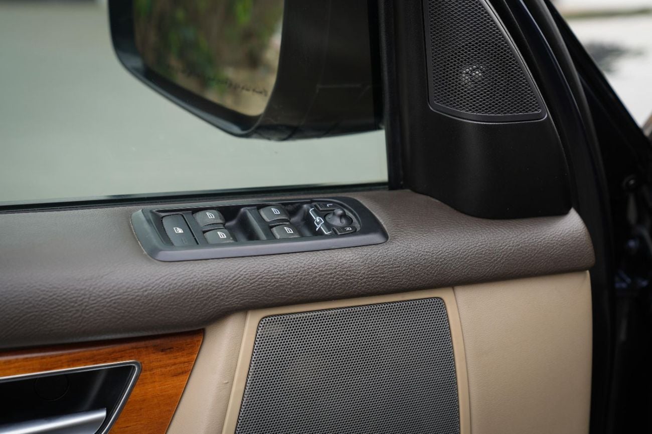 لاند روفر فريلاندر LR4 HSE V6 SUPERCHARGED 2014!! GCC SPECS !! WELL MAINTAINED