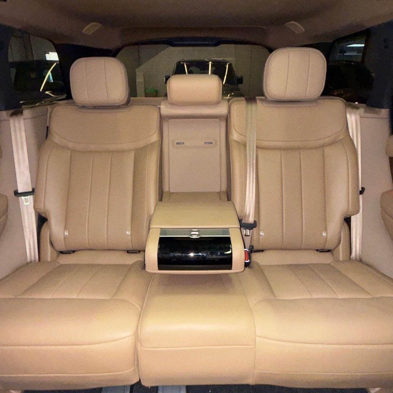Land Rover Range Rover HSE P530 Land Rover Range Rover 2023 GCC specs