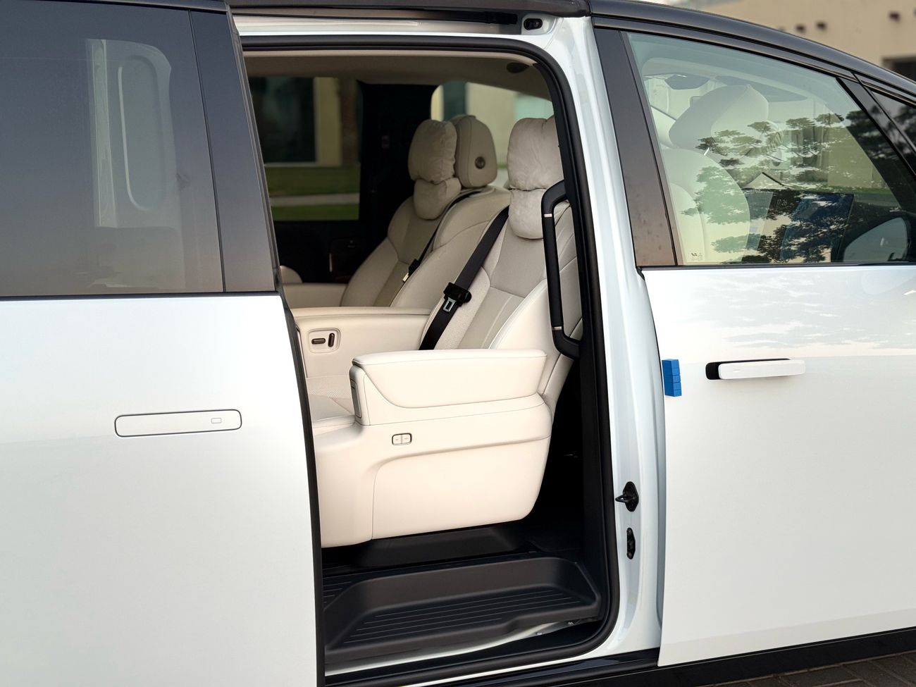 Li Auto Mega Li Auto Mega Home | Available for the personal order