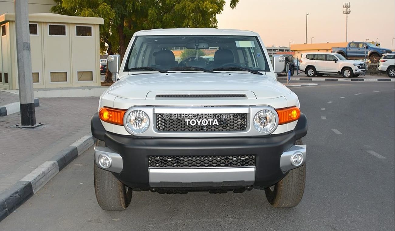 Toyota FJ Cruiser 4.0 with steering wheel control and compressor for export