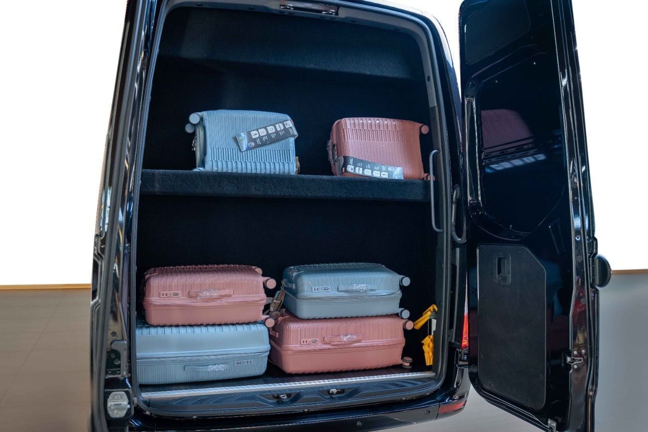 Mercedes Benz Sprinter  16+1 Seats | Деревянное напольное покрытие | Original Mercedes Leather