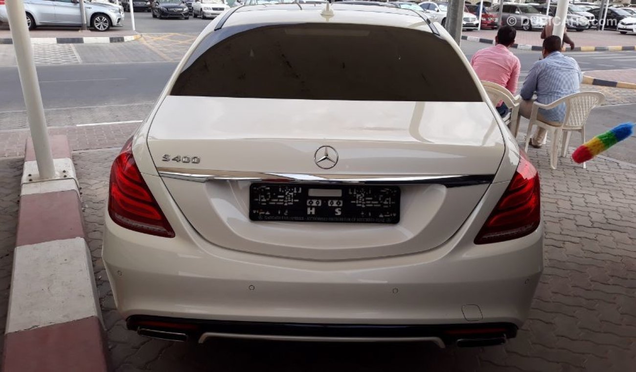 Mercedes-Benz S 400 2015 Gulf specs Full options low mileage clean car