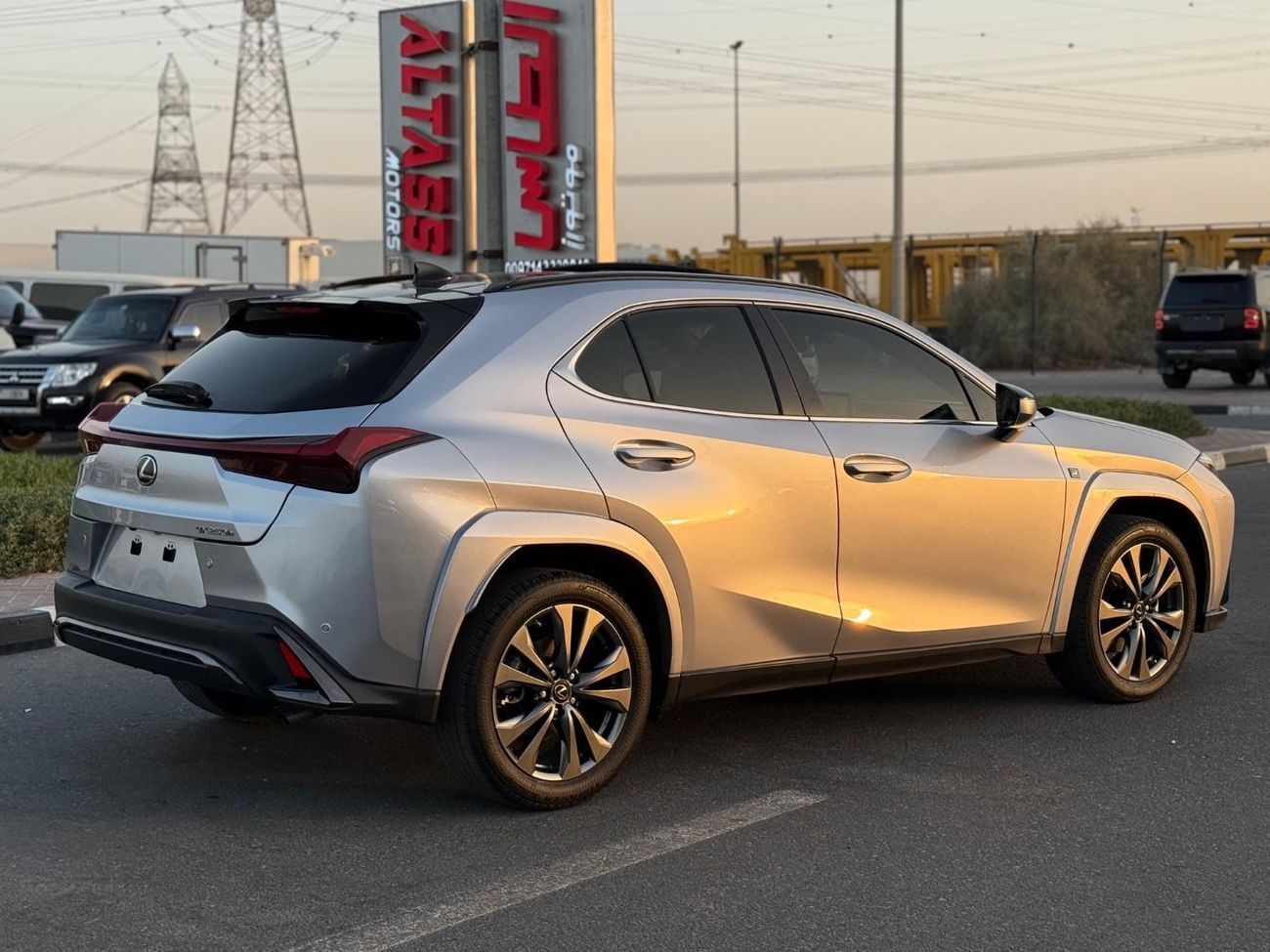 Lexus UX250h F-Sport Hybrid handling 2023 Full Option
