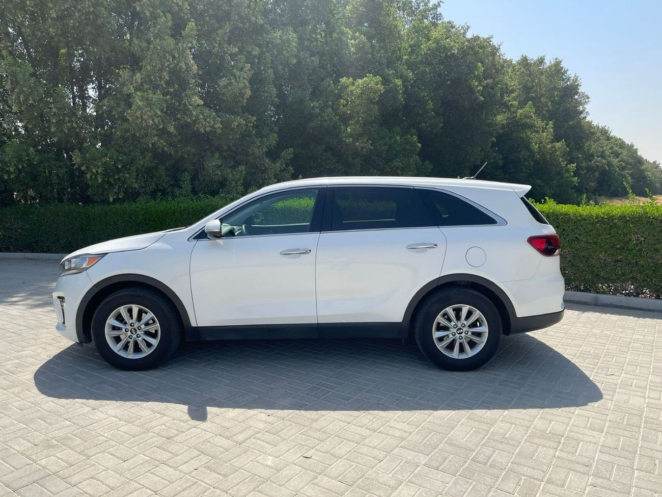 كيا سورينتو متوسط المواصفات