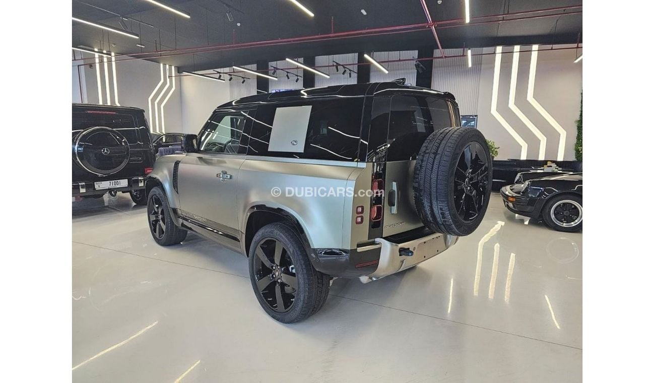 Land Rover Defender P400 90 X-Dynamic HSE Defender 90 X-Dynamic P400 /V6 / 2021 /3 Year warranty and service contract