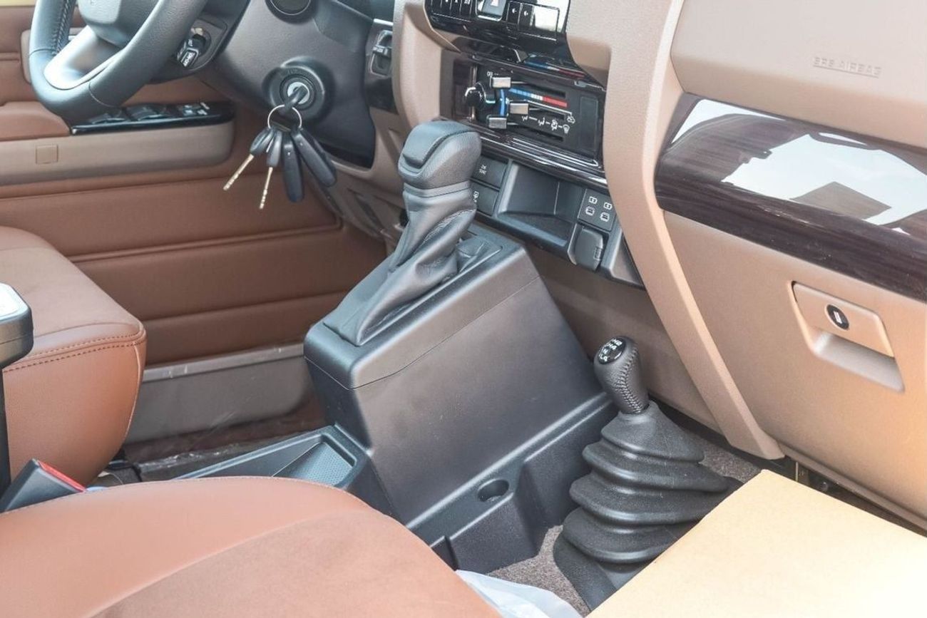 Toyota Land Cruiser 70 TOYOTA LAND CRUISER 76 4.0L V6 4WD 5DOOR SUV 2025