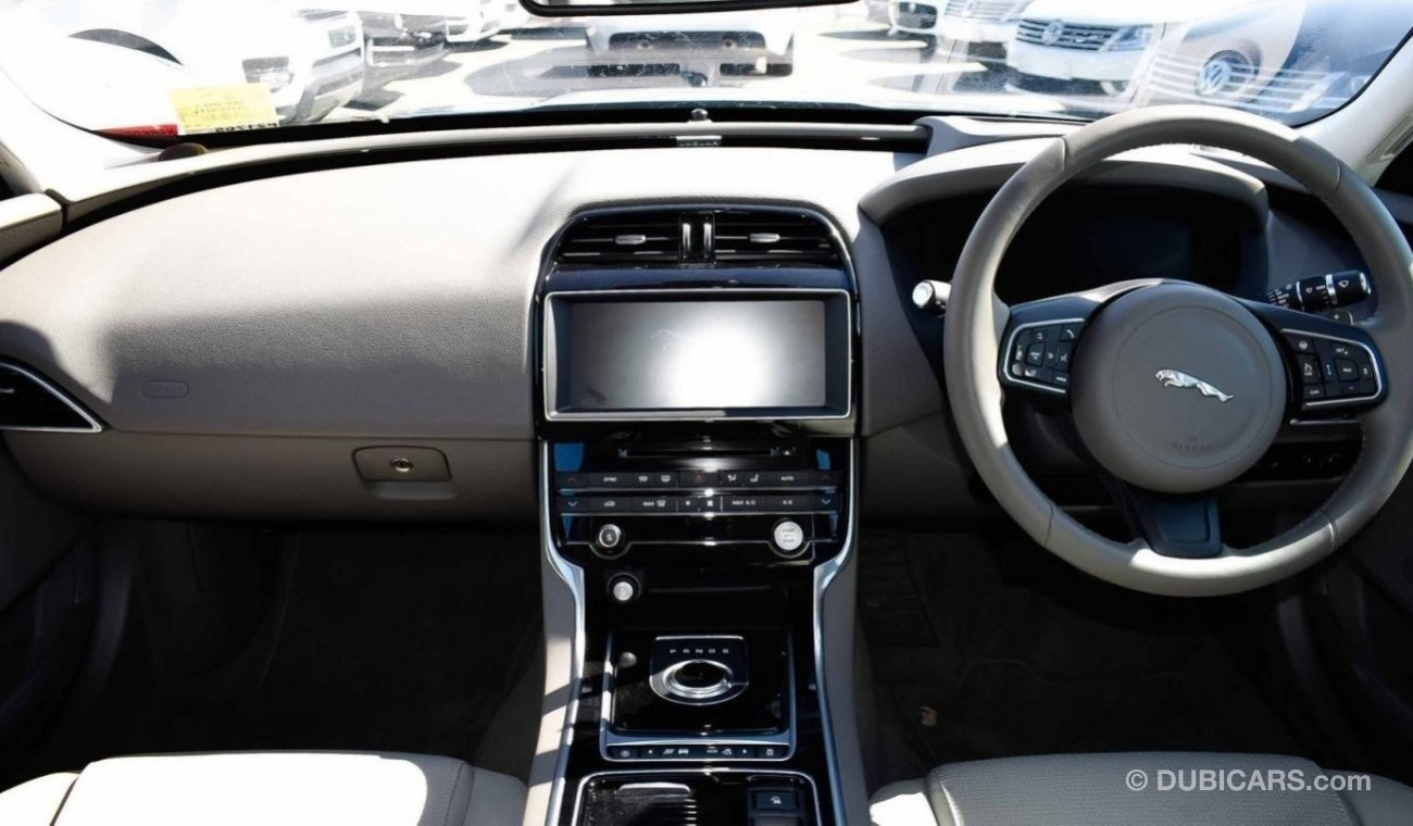 جاكوار XE 2.0 Petrol High Pure Right Hand Drive